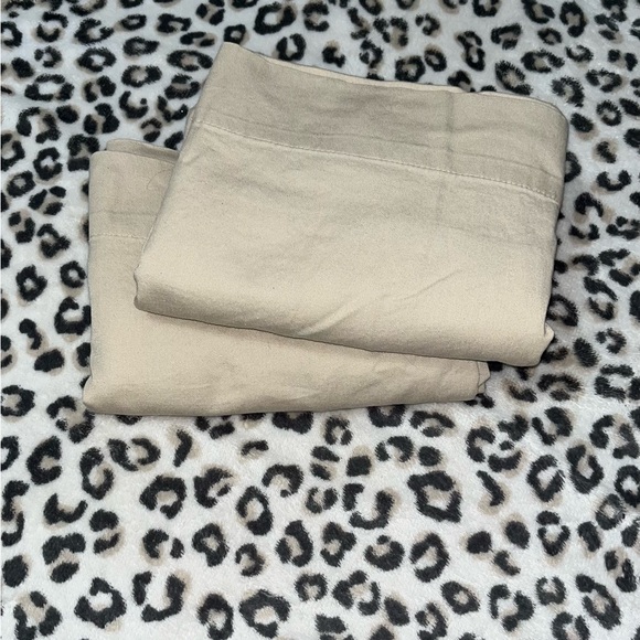 Mainstays Cream Curtains - Picture 8 of 8